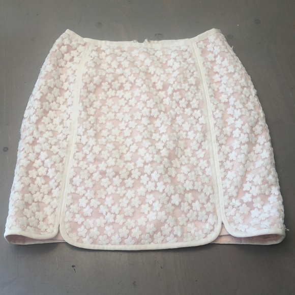 Reiss Dresses & Skirts - Reiss skirt💕